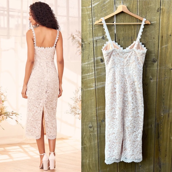 White Lace and Crochet Sweetheart Slip Midi Dress 🌿 - Picture 3 of 12
